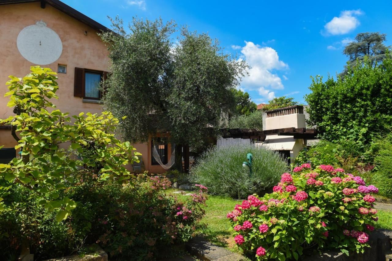 לינה וארוחת בוקר איסאו Il Giardino Segreto מראה חיצוני תמונה